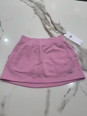 Alo Accolade Skirt Candy Heart Pink XS NWT